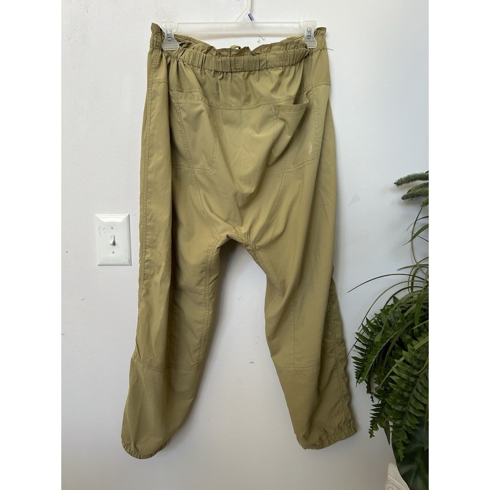 FP Movement Spring Trekker Cargo Pants S Sage Green Gorpcore Parachute Jogger - Picture 7 of 8